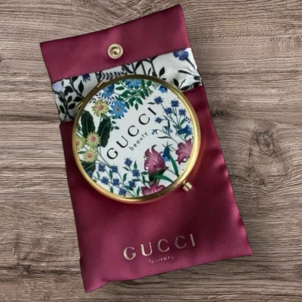 Gucci Beauty Floral / Gold Compact Mirror with Snap Pouch